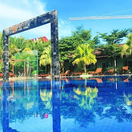 Twin Palms Resort
